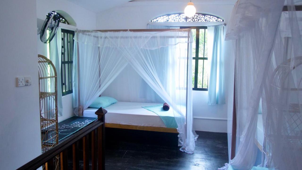 Coconut Villa Midigama Exterior photo